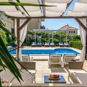 Gasthof Kasalo, Trogir