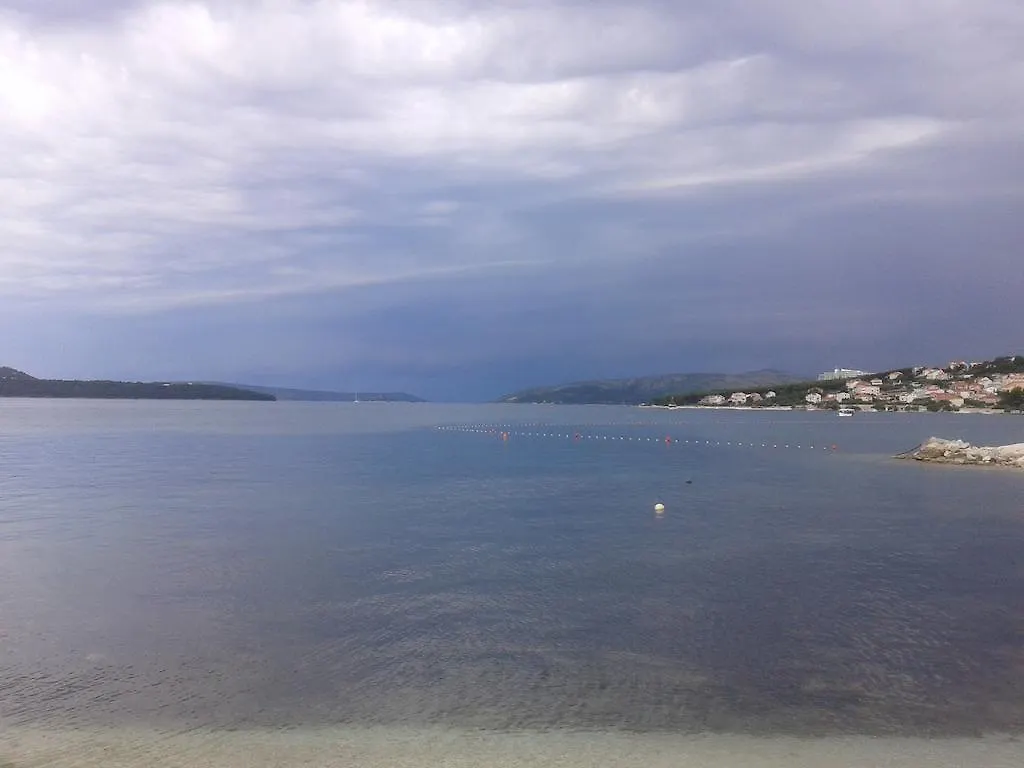 Guest house Apartments And Rooms Tino Trogir
