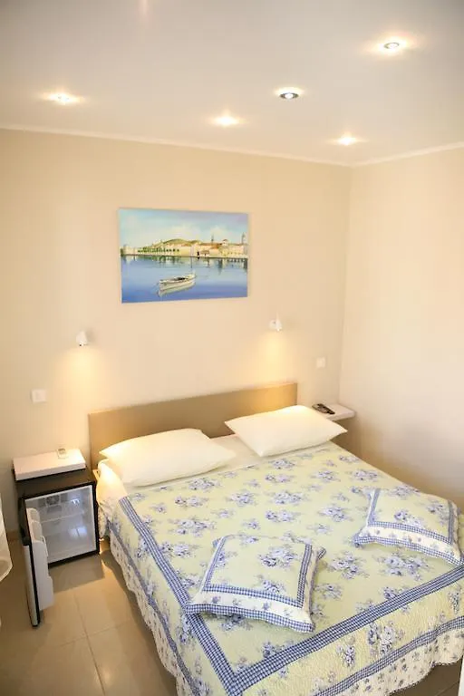 Apartments And Rooms Tino Trogir Croatia